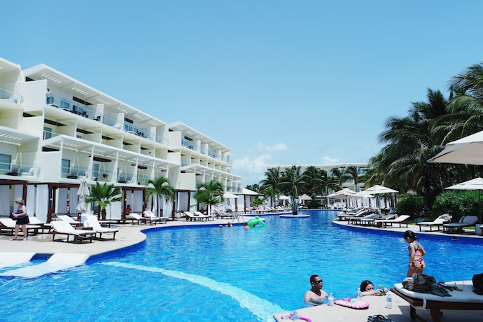 Planning family resort vacations: 6 essential questions to ask yourself before you book.