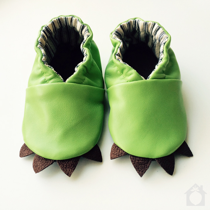 The hottest shoes for babies this spring? Lizard, dahling.